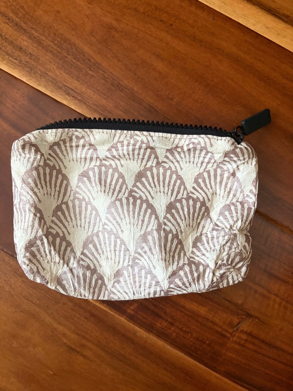 ALOHA Collection Shell-Print Mini Pouch RARE! - Picture 7 of 7